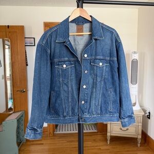 GAP medium wash denim jacket